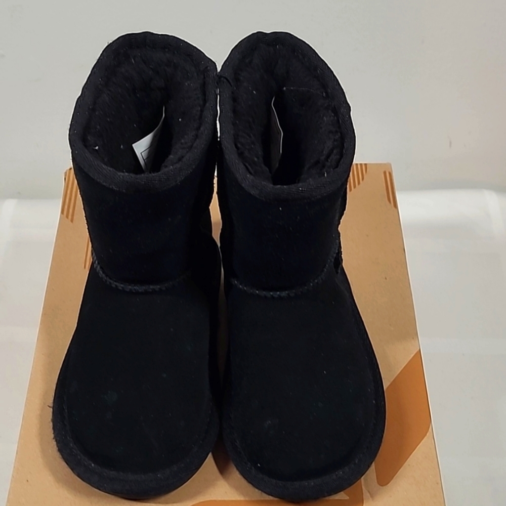 Kookaburra by Ugg Koola Short Boot